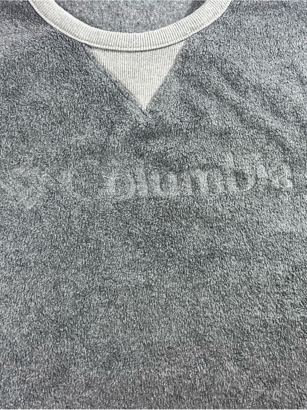 Columbia Heather Gray Textured Crewneck Sweatshirt